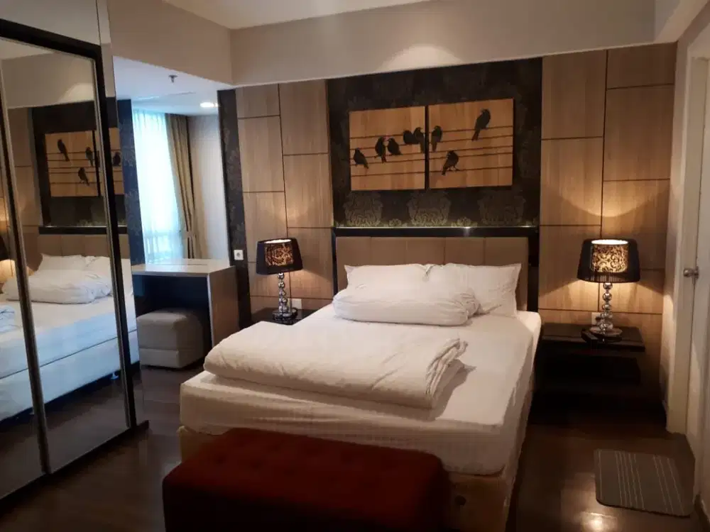 APARTEMEN TRILLIUM RESIDENCE DI PUSAT KOTA SURABAYA , FULL FURNISH MEWAH , DEKAT MALL DAN BANK.