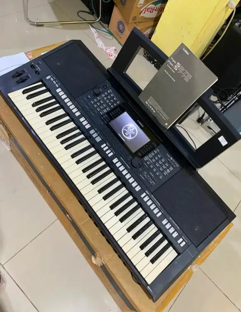 KEYBOARD YAMAHA PSR S775
FULLSET