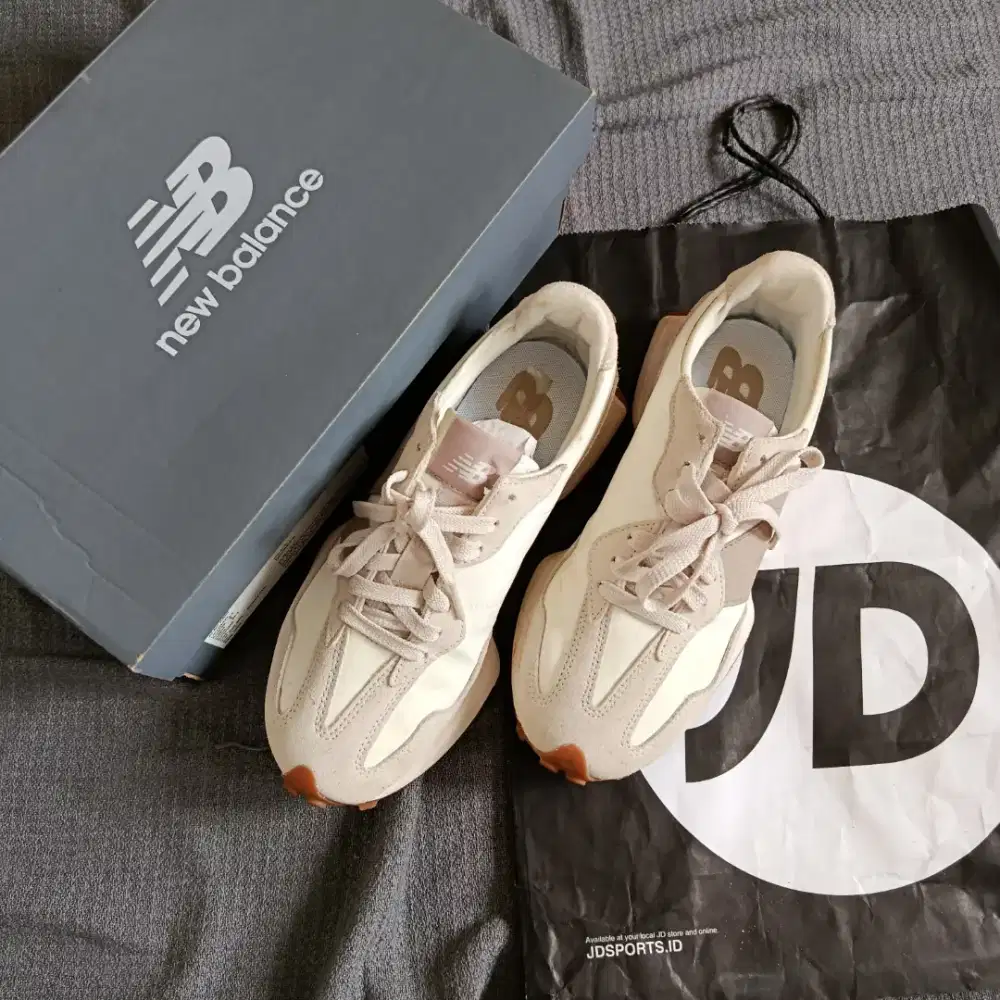 NEW BALANCE 327 Moonbeam Driftwood sneakers