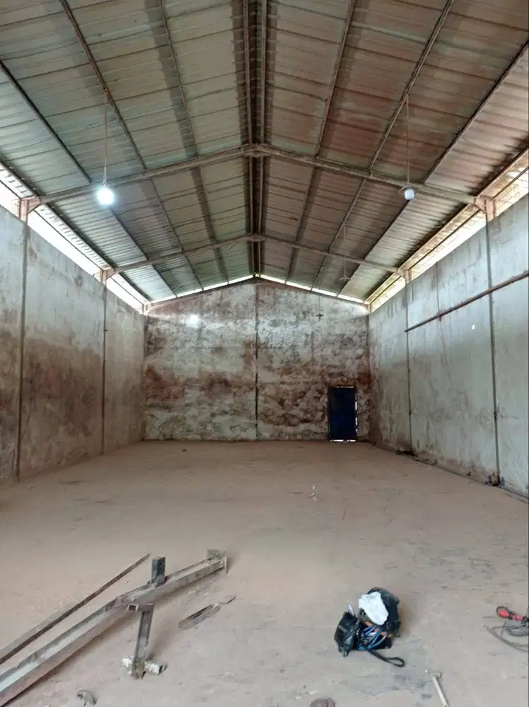 DIJUAL CEPAT GUDANG SHM MASIH TERSEWA, TANPA PERANTARA