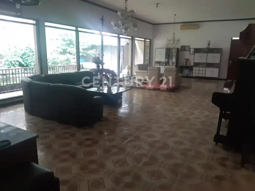 Rumah Luas Dan Nyaman Di Tengah Kota Malang