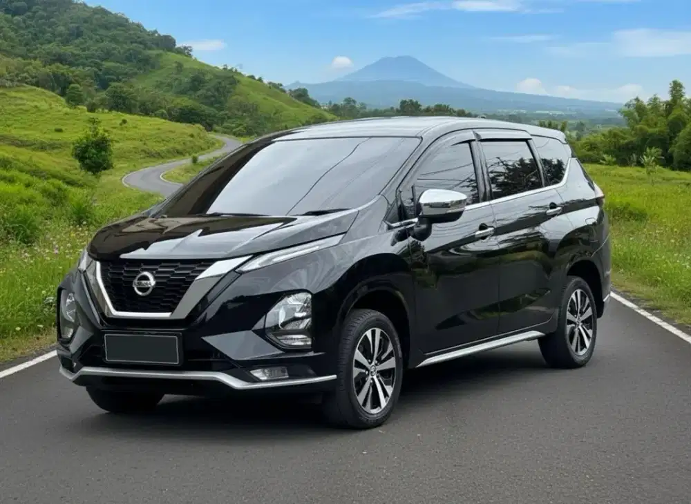 Nissan Livina VL 1.5 AT sangat Terwat