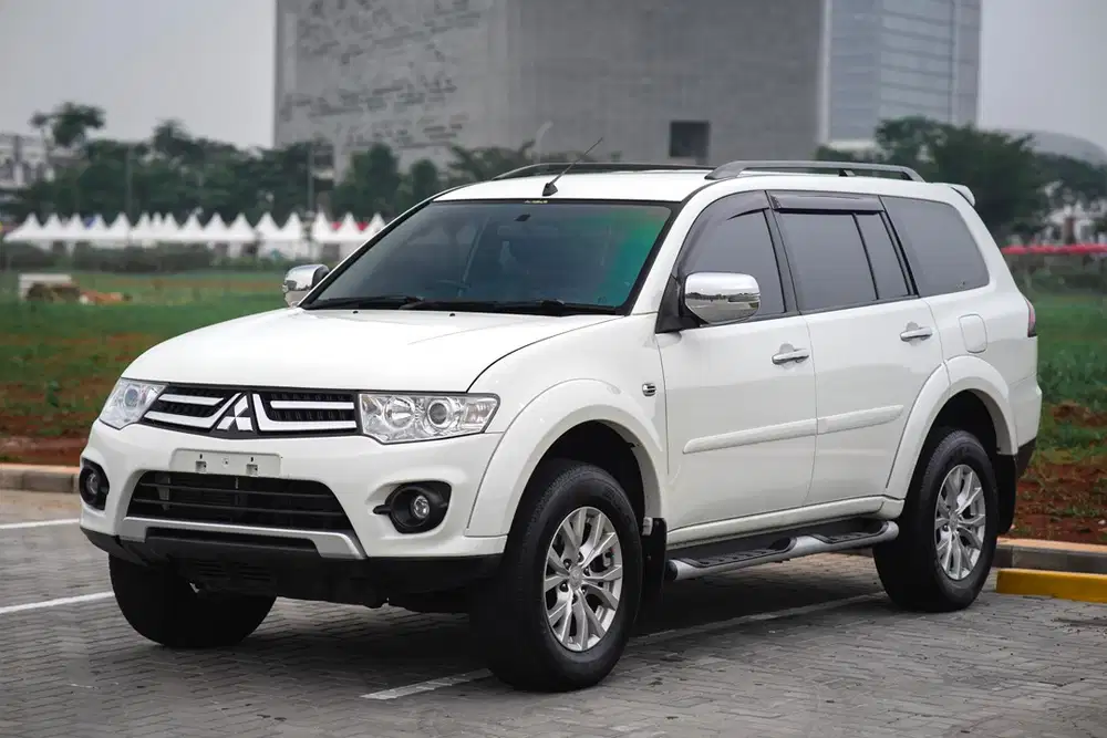GARANSI MESIN & MATIC 1 TAHUN!! Mitsubishi Pajero Exceed 2014