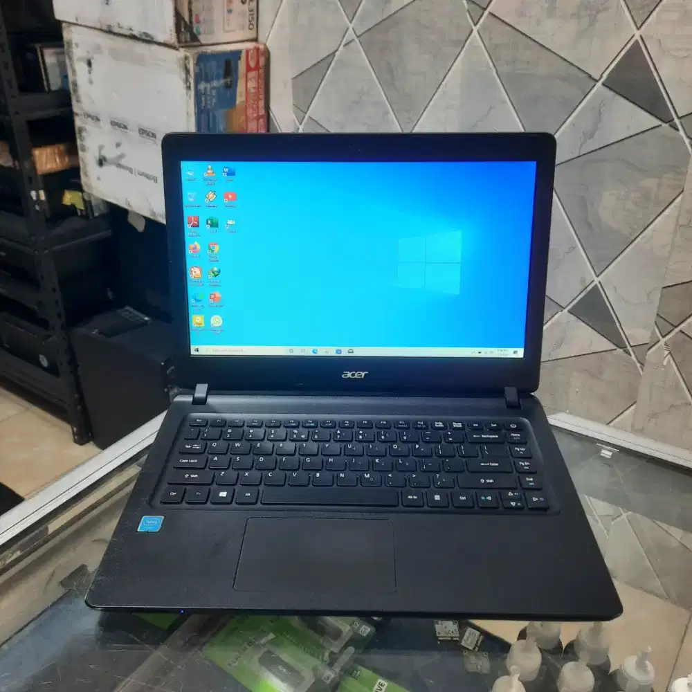 Acer ES1-432, Celeron N3350, RAM 4GB, SSD 128GB, 14 inch