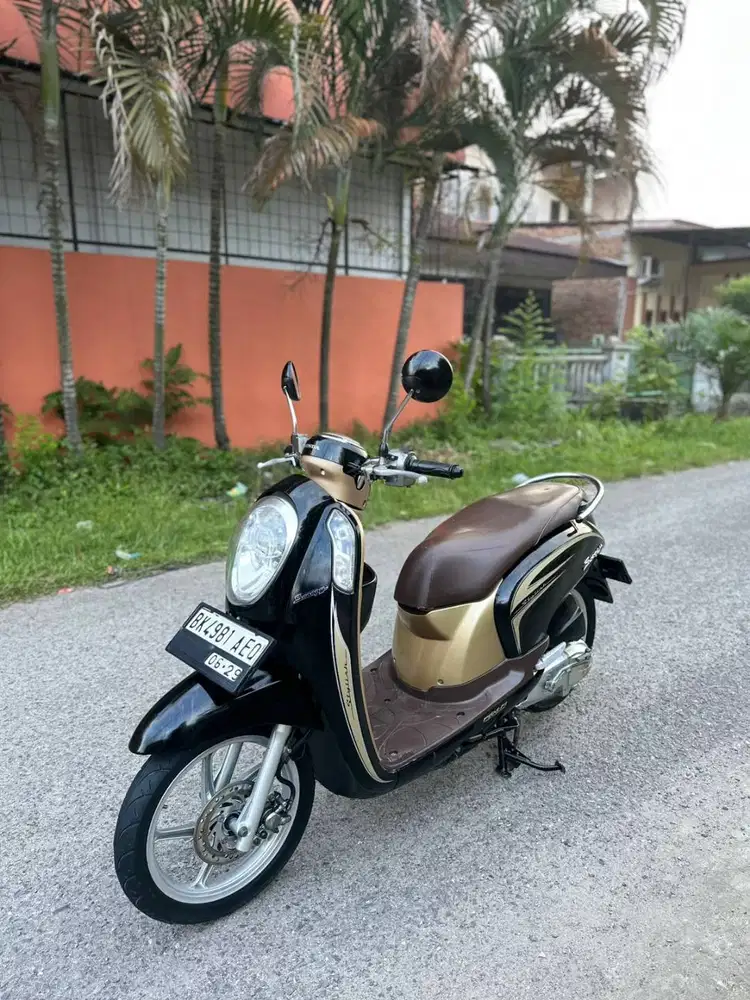 Honda Scoopy SPORTY Tahun 2014