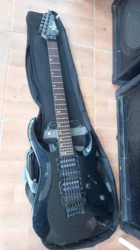 GITAR CORT TRIMOLO . SIAP UNTUK LANGSUNG DI PAKAI