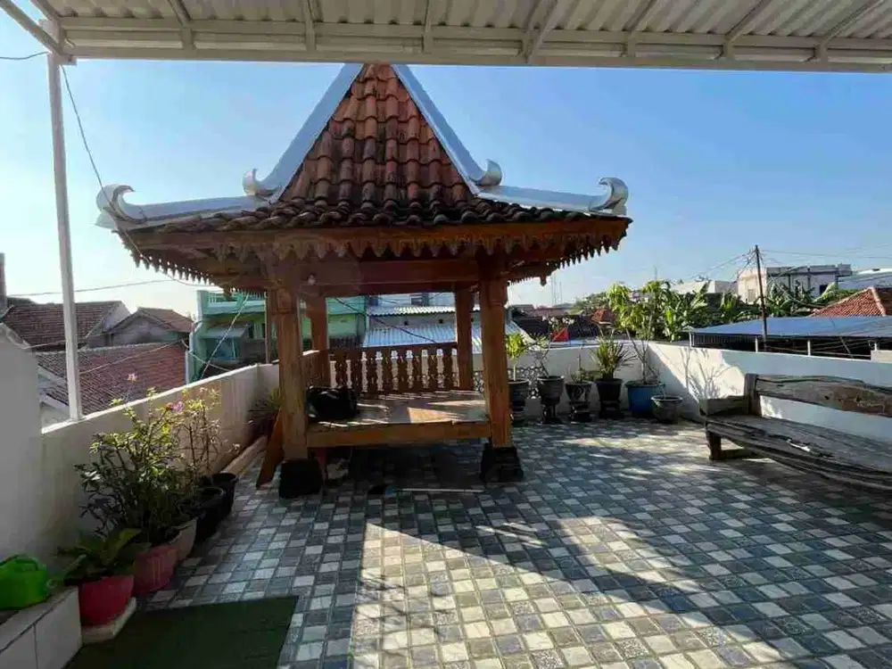 Dijual Rumah 2 Lt Siap Huni, Bangunan Baru, Pucangading Demak