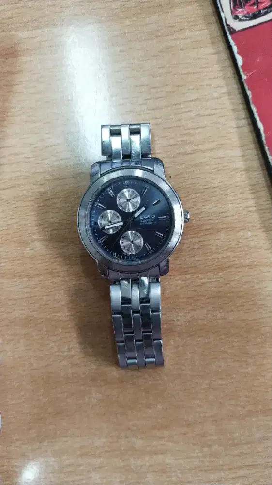 Jam tangan Seiko
