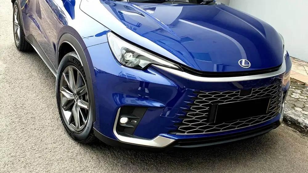 Lexus LBX Luxury 1.5 Hybrid HEV AT Blue On Black 2024 Like New Low Km