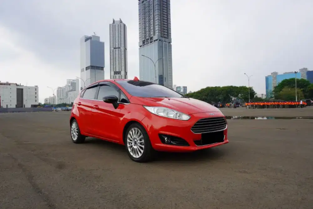 Ford Fiesta S AT 2013