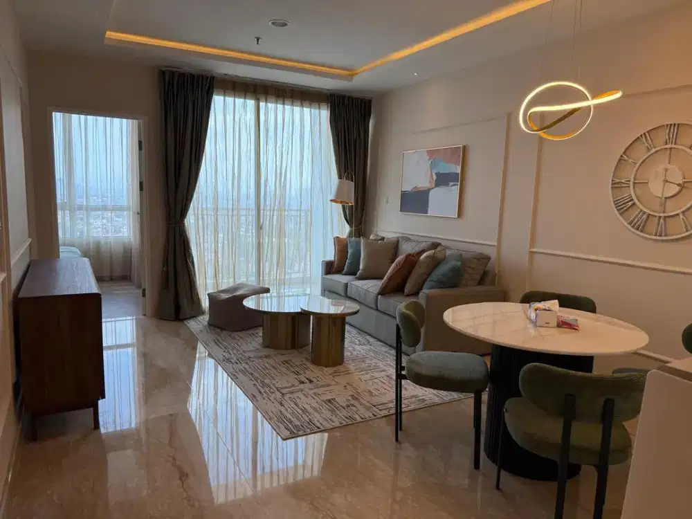 Di Sewakan  Apartment Essence Dharmawangsa , Jakarta Selatan Full New Furniture