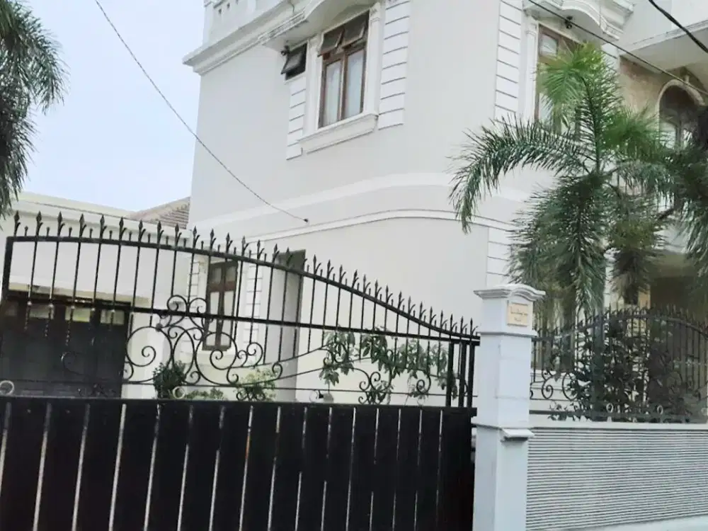 Rumah Dijual Pondok Ranji, Ciputat 2 Lantai Luas 640 m2, BU
