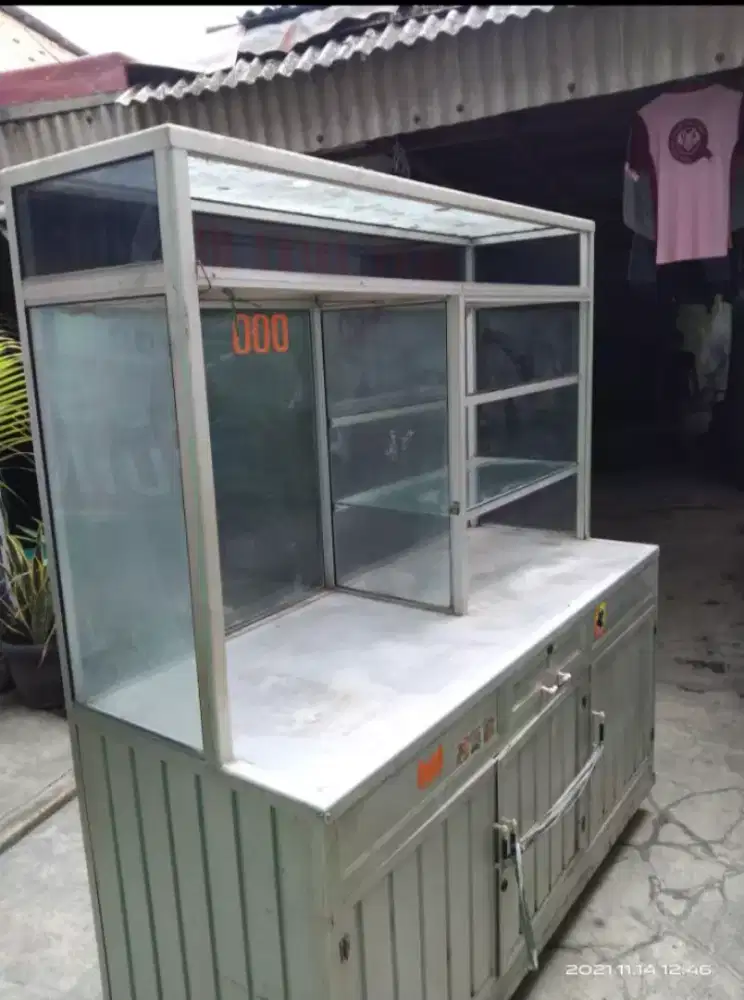 Etalase Bagus Jualan