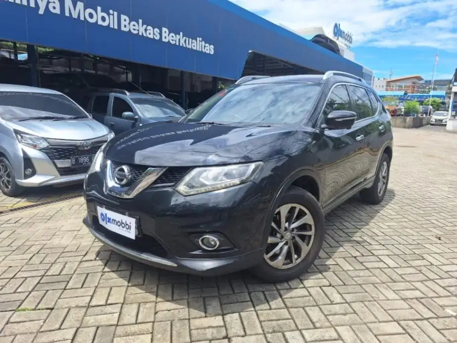 LOW DP Nissan X-Trail 2.5 Bensin-AT 2015 2DR