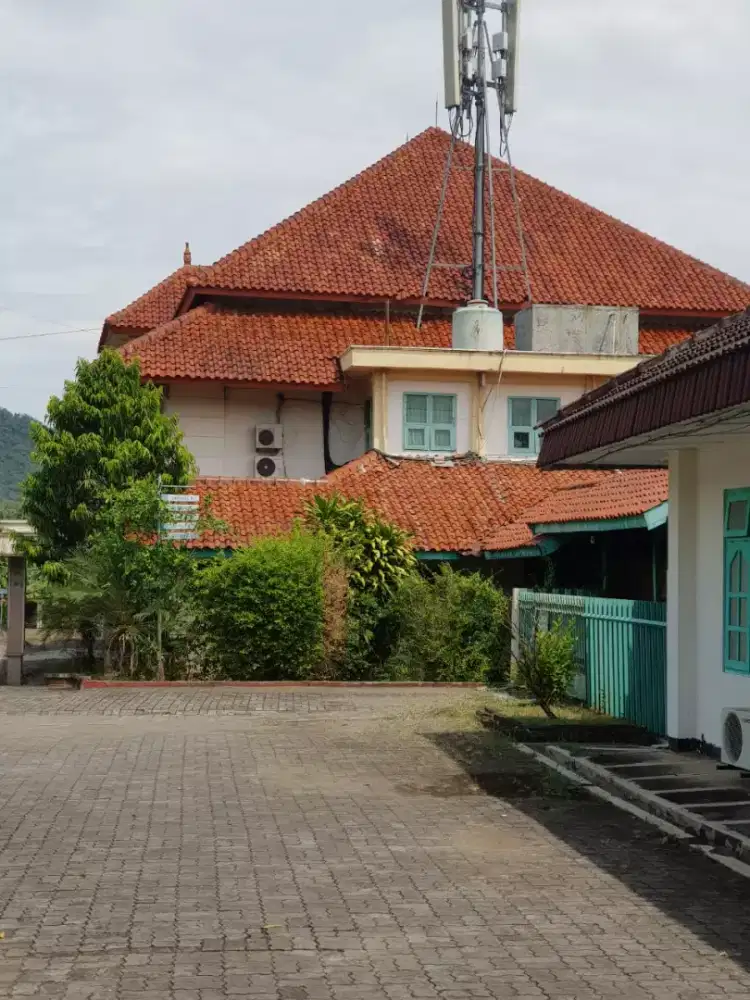 Dijual Tanah Dan Bangunan 10.738M²