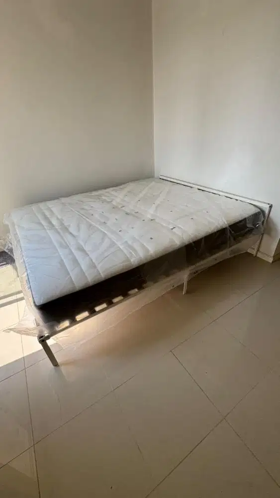 Dipan Kasur Ikea ukuran 160