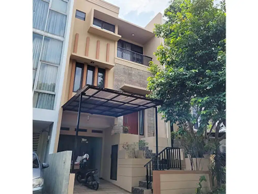 Rumah Pelangi Ungu, Kelapa Gading