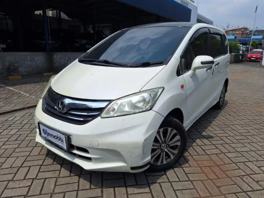 LOW DP Honda Freed 1.5 S Bensin-AT 2012 TVJ