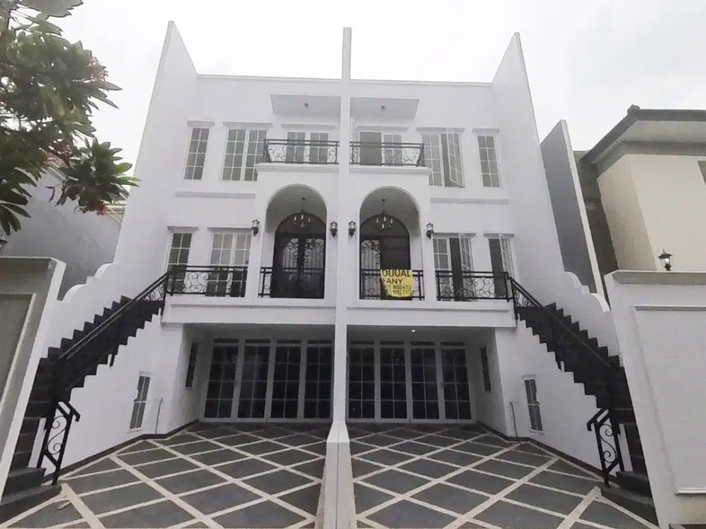 Rumah Lux Brand New Dalam Cluster di Pelangi Hijau, The Gading Residence, Kelapa Gading