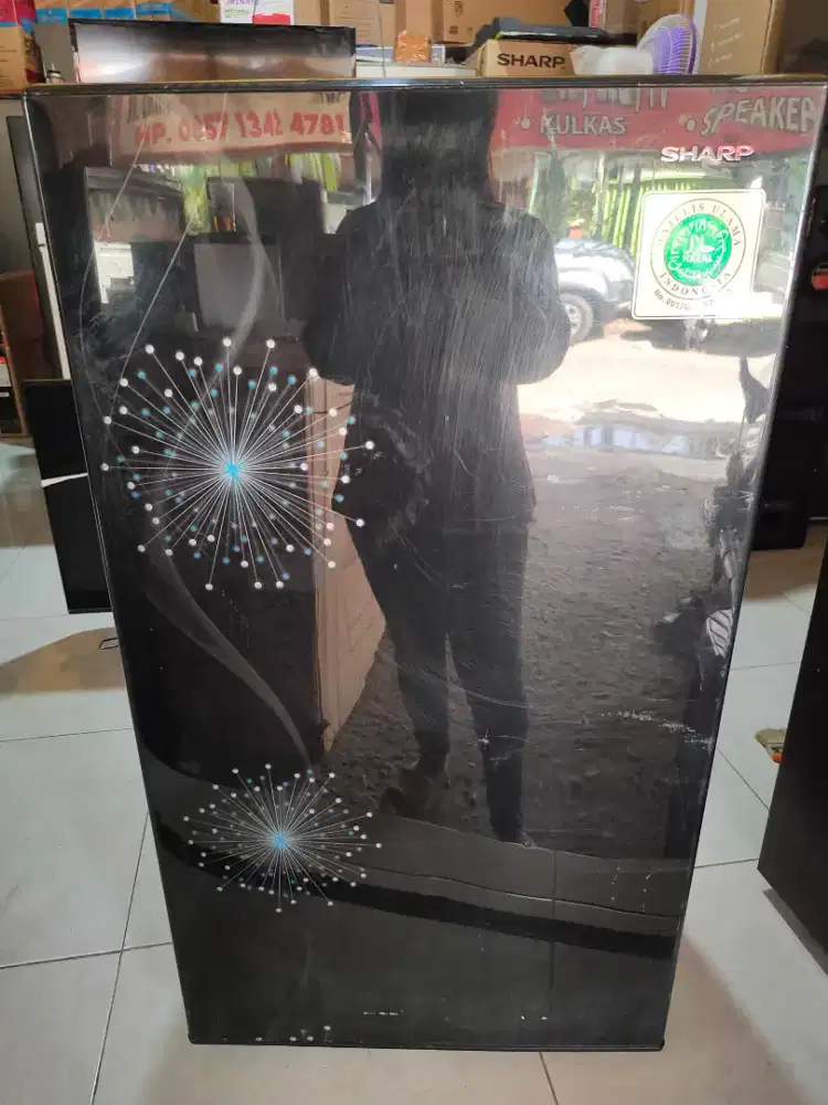 Kulkas Sharp 1pintu normal dan masih orisinil