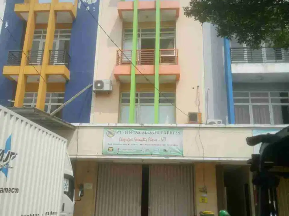 Disewakan Cepat Ruko Symphoni 3 Lantai Harapan Indah Bekasi Cocok Untuk Gudang kantor expedisi