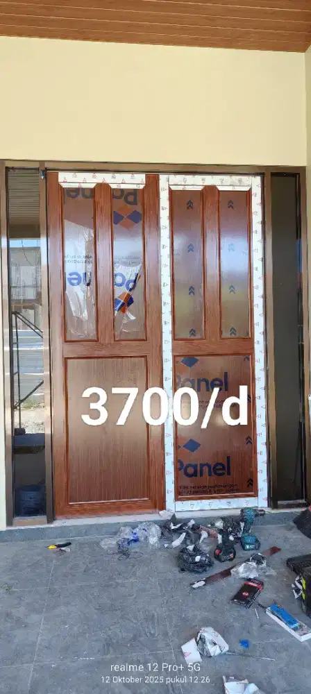 Pintu alumunium minimalis