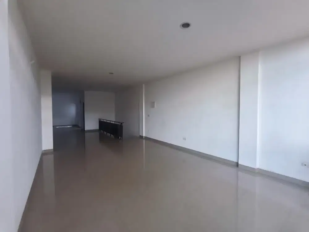 Disewakan rukan shibuya hadap dalam