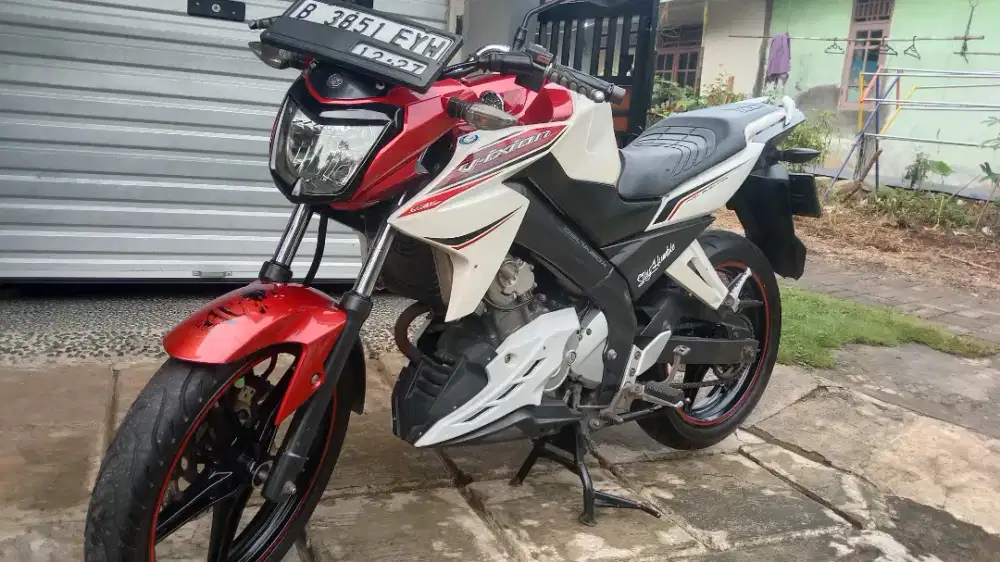 Motor Vixion 2013 B Depok