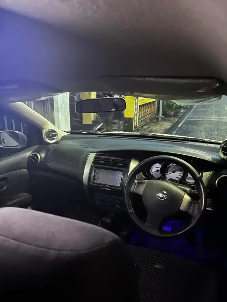 Jual grand Livina THN 2013,plat H Semarang kota.manual