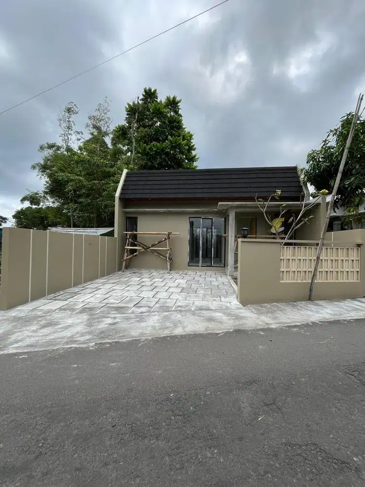 Rumah Strategis 18 Menit Ke Ugm Dekat Pasar Gentan Jl Kaliurang km 10