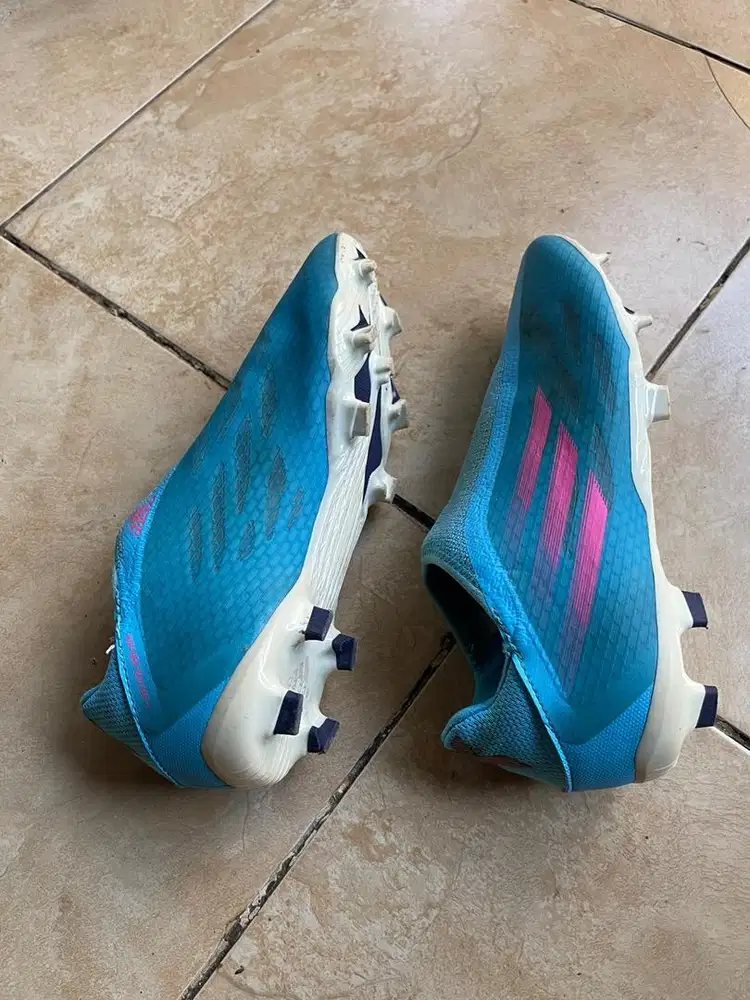 Sepatu Bola/ Mini soccer Adidas Original