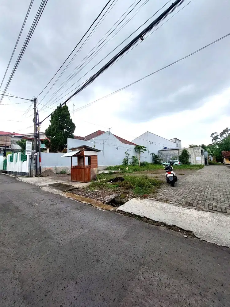 Tanah Hook Strategis dekat Kampus UII Jalan Kaliurang