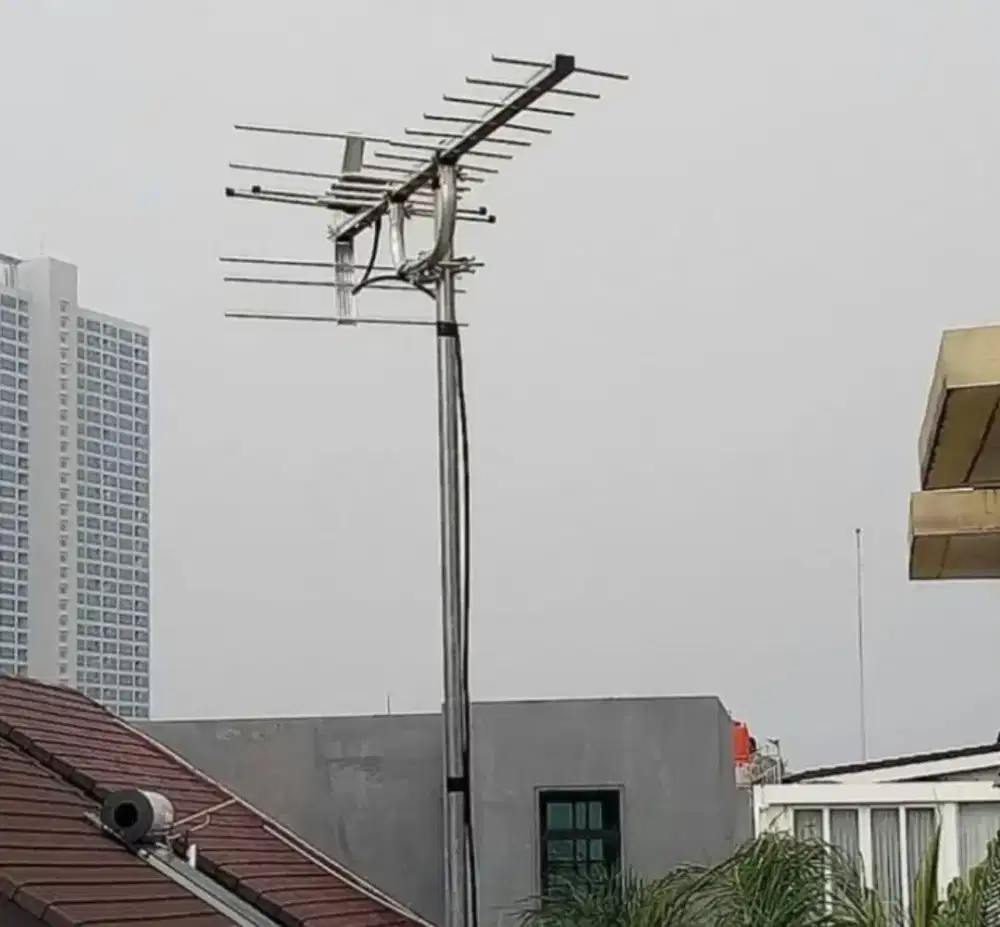 Ahli Pasang & Seting Sinyal Siaran Digital