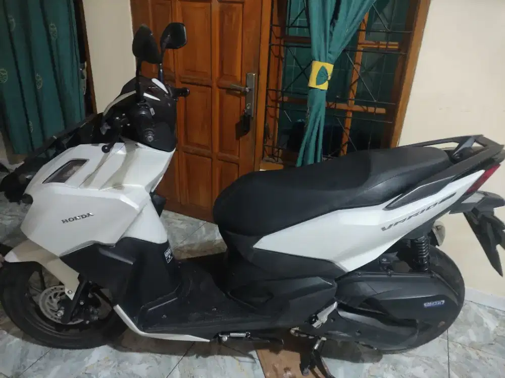 Istimewa low km vario 160 keyless cbs iss super mulus pajak baru