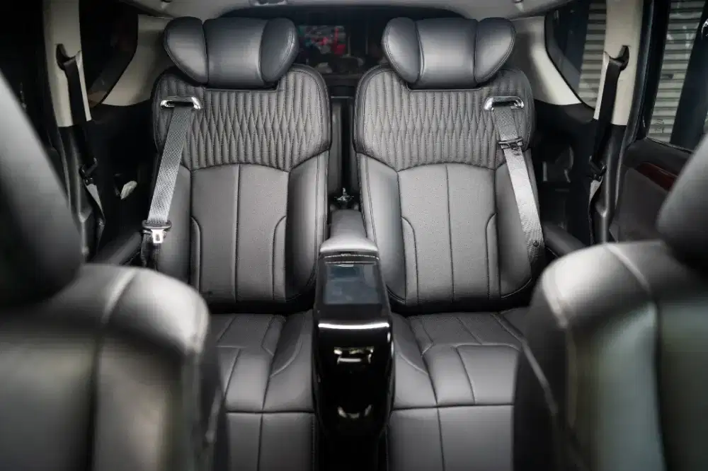 Jok Mobil Pilot Seat