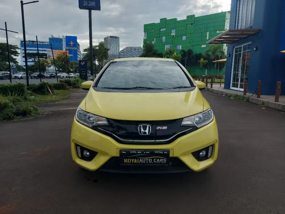 TERMURAH!! HONDA JAZZ RS 1.5 CVT 2017 HU FLOATING