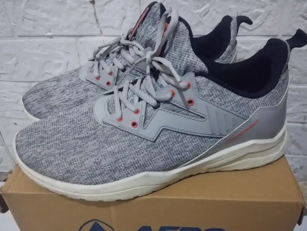 Aerostreet Alpha Size 43