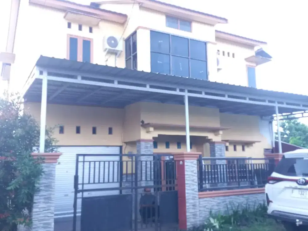 Rumah griya sekumpul raya 2. Indrasari Martapura.