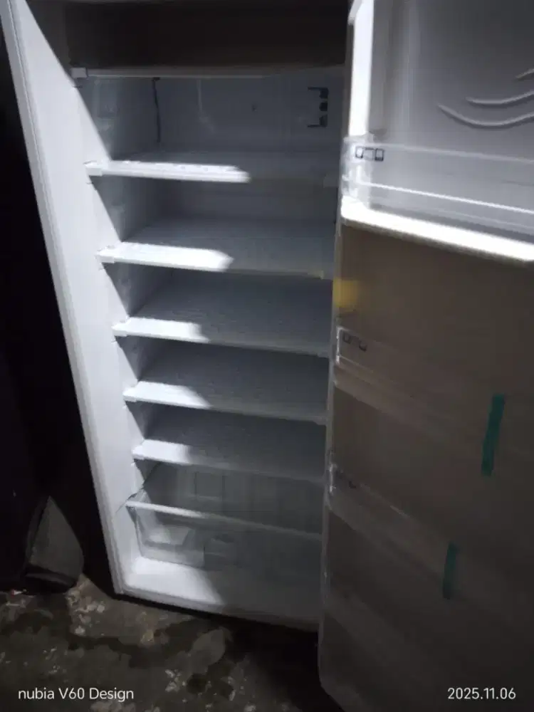 Kulkas freezer Frigigate