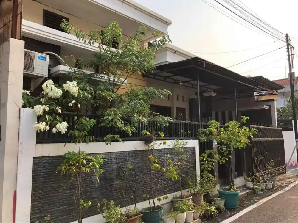 Rumah Hook di Jl Sendangsari Kalicari dekat jalan Supriyadi Semarang