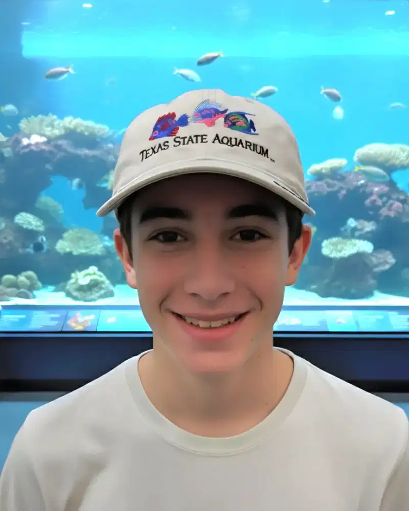 Topi Remaja Logo Ikan Original Second Warna Putih Pekat