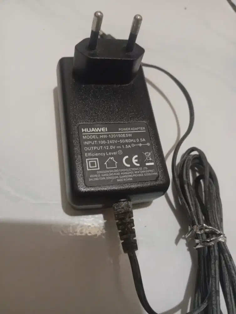 Power adaptor kondisi baik