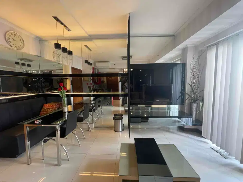 MURAH, Apartemen Waterplace Pakuwon 3 BR Fully Furnish