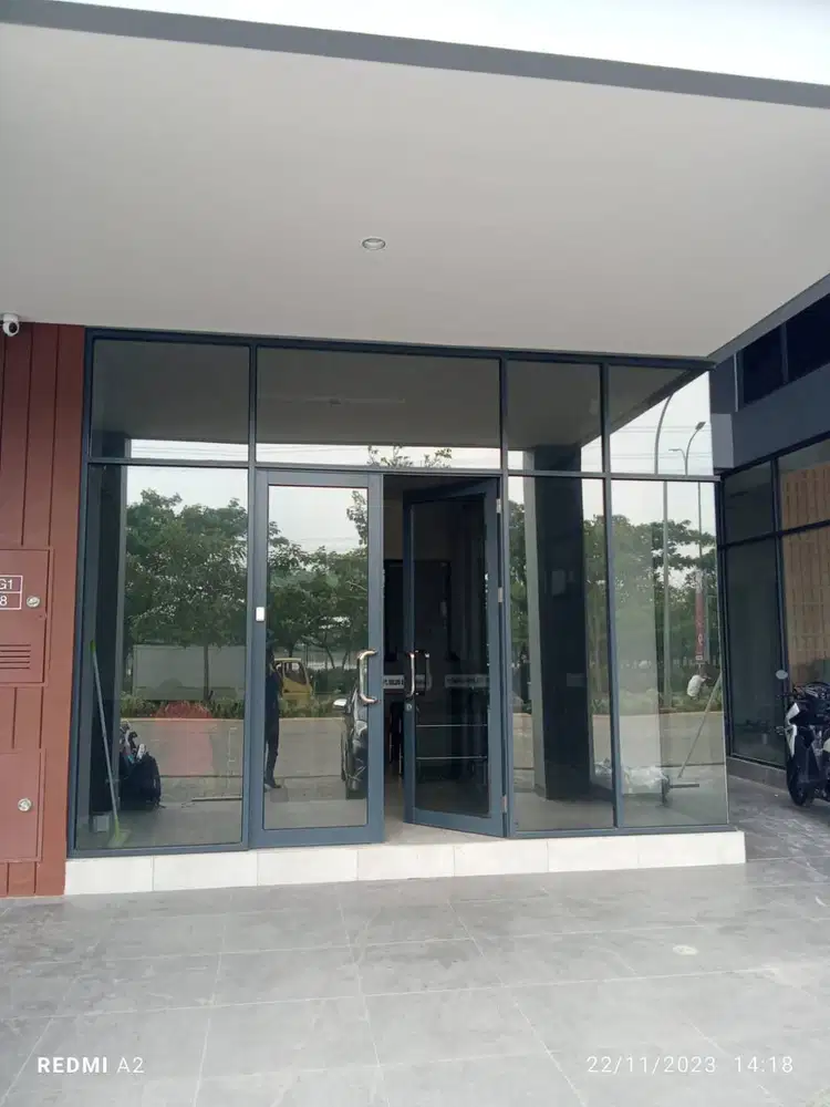 Jasa Pasang Sticker Kaca Film - Kaca Film Riben