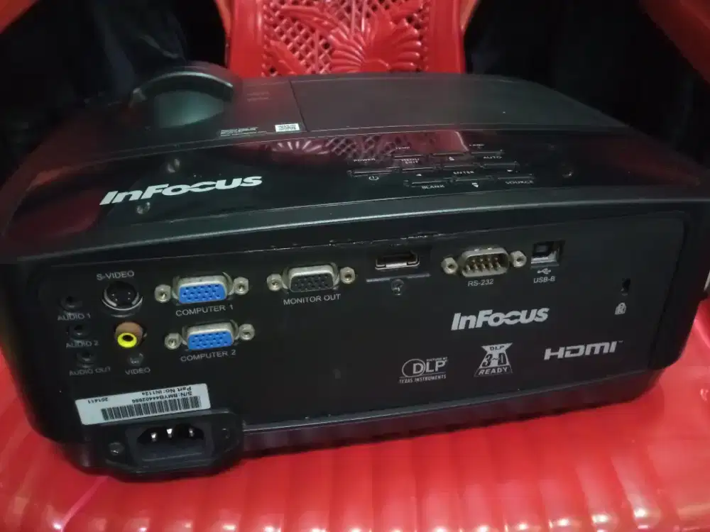 In114aa  Infocus, 3800 lumen, hdmi,  terang,  jual cpt