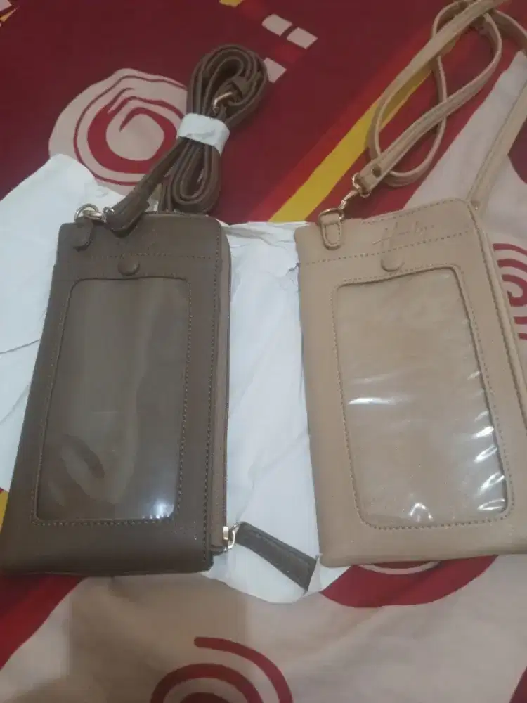 Hody, dompet hp