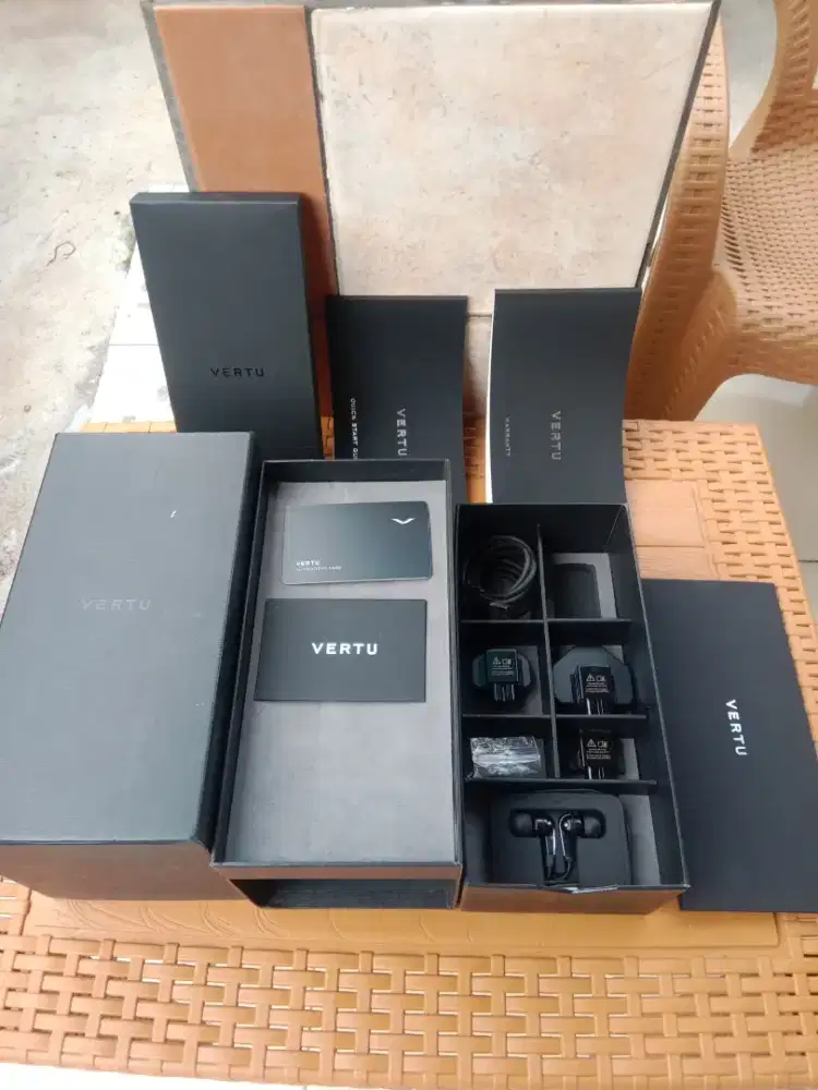 Box original vertu mewah