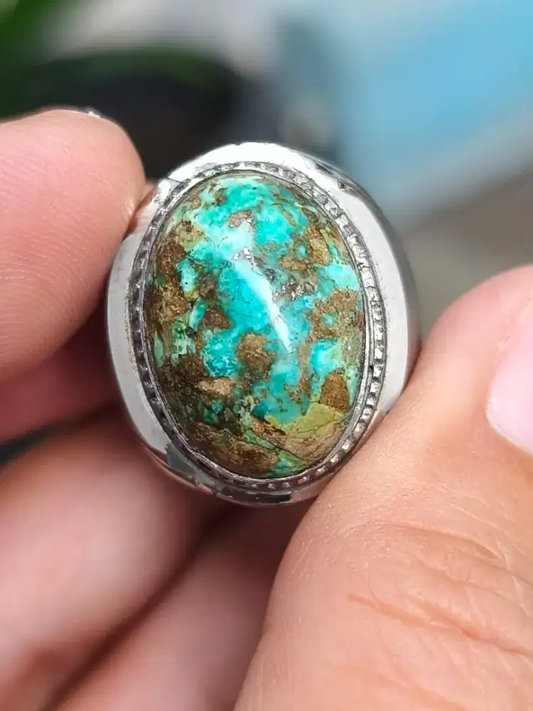 Batu pirus Persia urat emas ring monel 22*16*8 mm