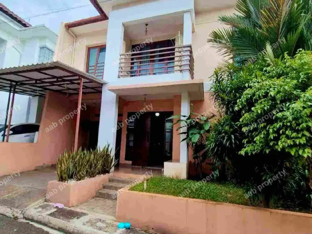 Rumah terawat, 3 lantai di Bintaro, tanah luas 200 meter