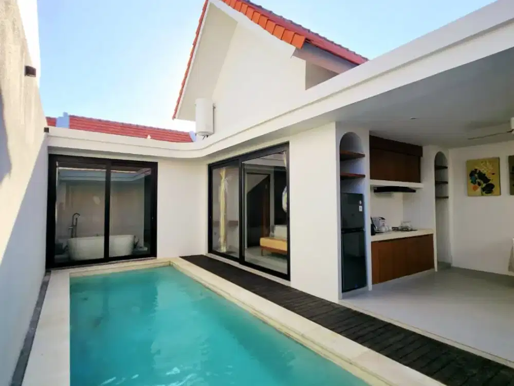 Villa baru design Mediterranian dijual di Sanur.